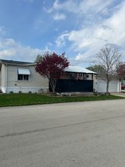173 AUSTIN CT Austin Court, Manteno, IL 60950
