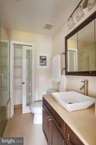 729 S 11TH ST, Philadelphia, PA 19147