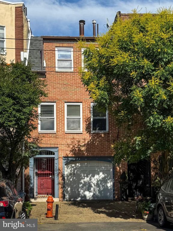 729 S 11TH ST, Philadelphia, PA 19147