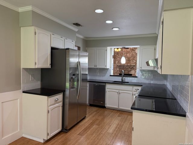 14905 OAK SMT, San Antonio, TX 78232