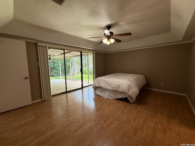 14905 OAK SMT, San Antonio, TX 78232