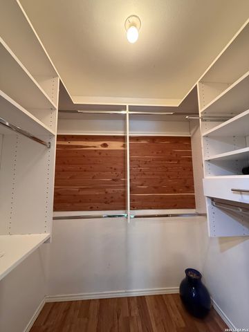 14905 OAK SMT, San Antonio, TX 78232