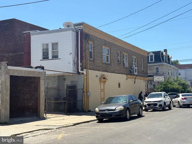 227 MAIN ST, Darby, PA 19023