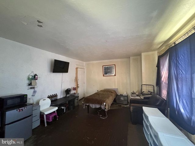 227 MAIN ST, Darby, PA 19023