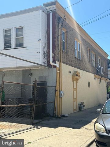 227 MAIN ST, Darby, PA 19023