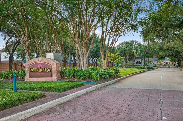 11107 Camino Oaks Drive, Houston, TX 77064