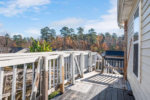 3057 Camden Creek Drive, Raleigh, NC 27610