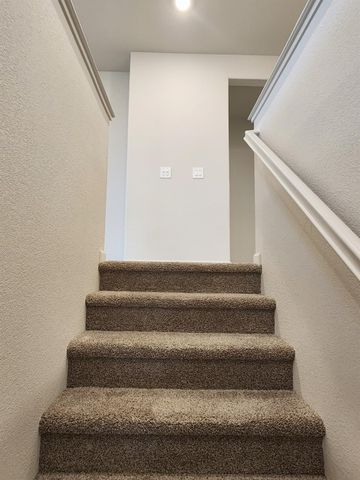 1792 Skagway Ave, Manteca, CA 95337