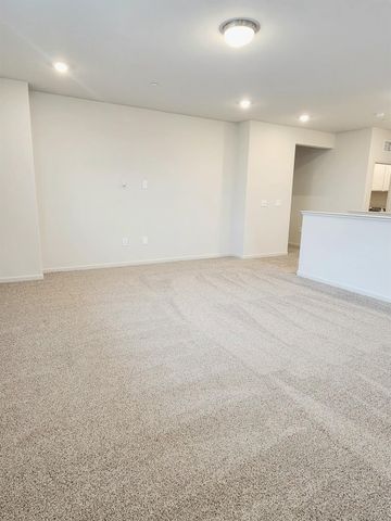 1792 Skagway Ave, Manteca, CA 95337