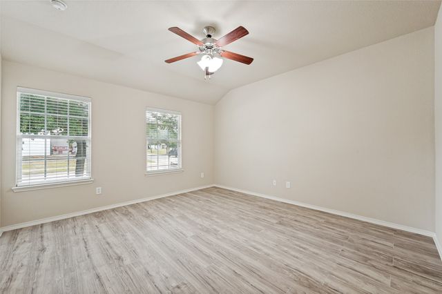 9017 Eagle Drive, Aubrey, TX 76227