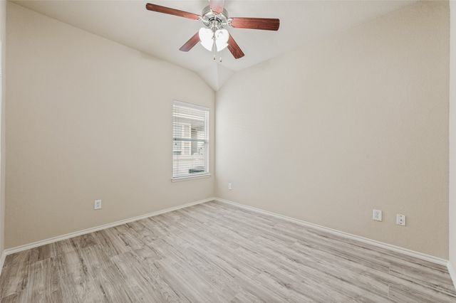9017 Eagle Drive, Aubrey, TX 76227