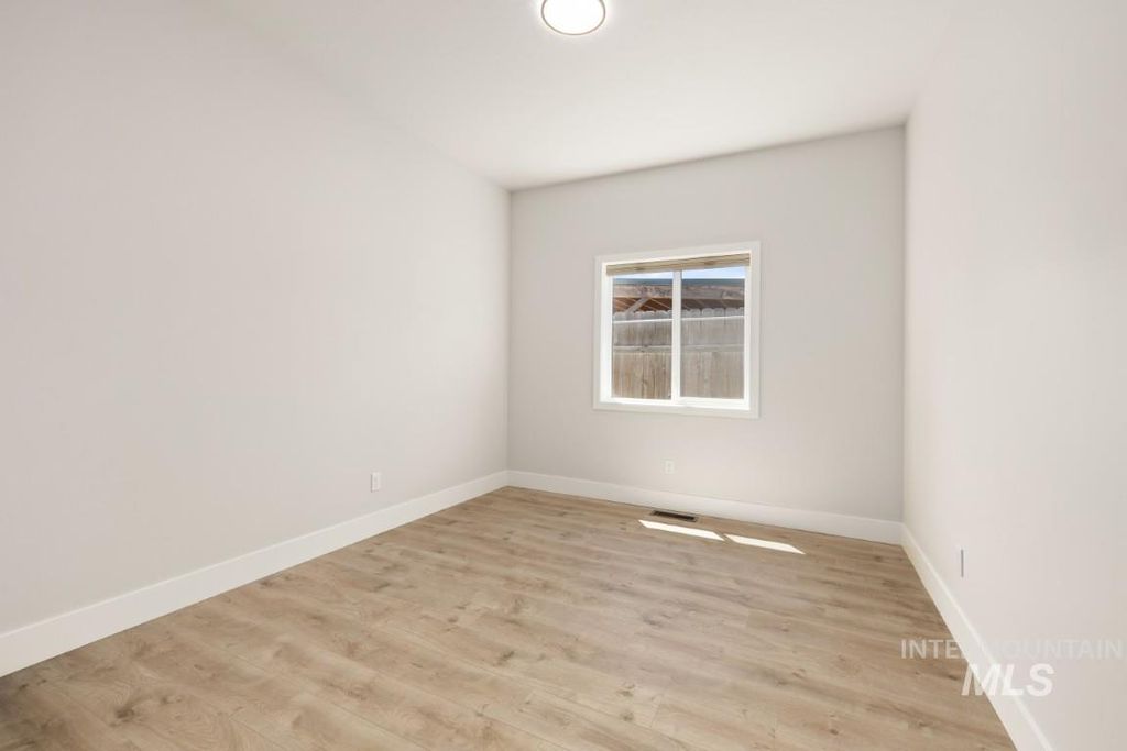 10494 W Shields Ave, Boise, ID 83714 photo 17
