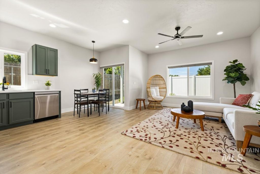 10494 W Shields Ave, Boise, ID 83714 photo 22