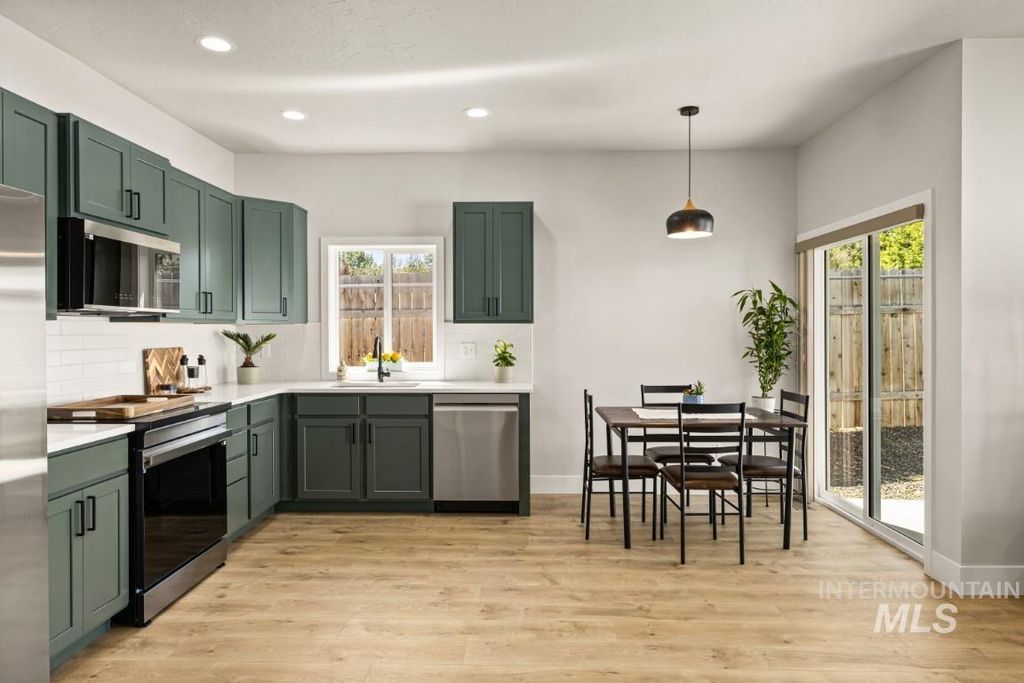 10494 W Shields Ave, Boise, ID 83714 photo 27