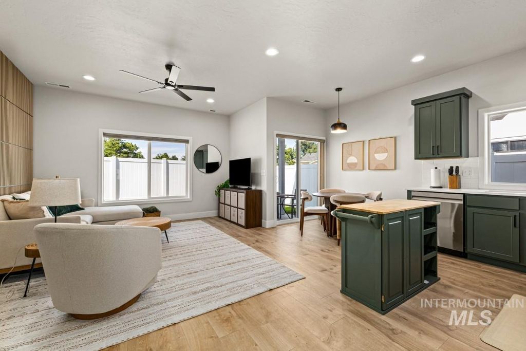 10494 W Shields Ave, Boise, ID 83714 photo 33