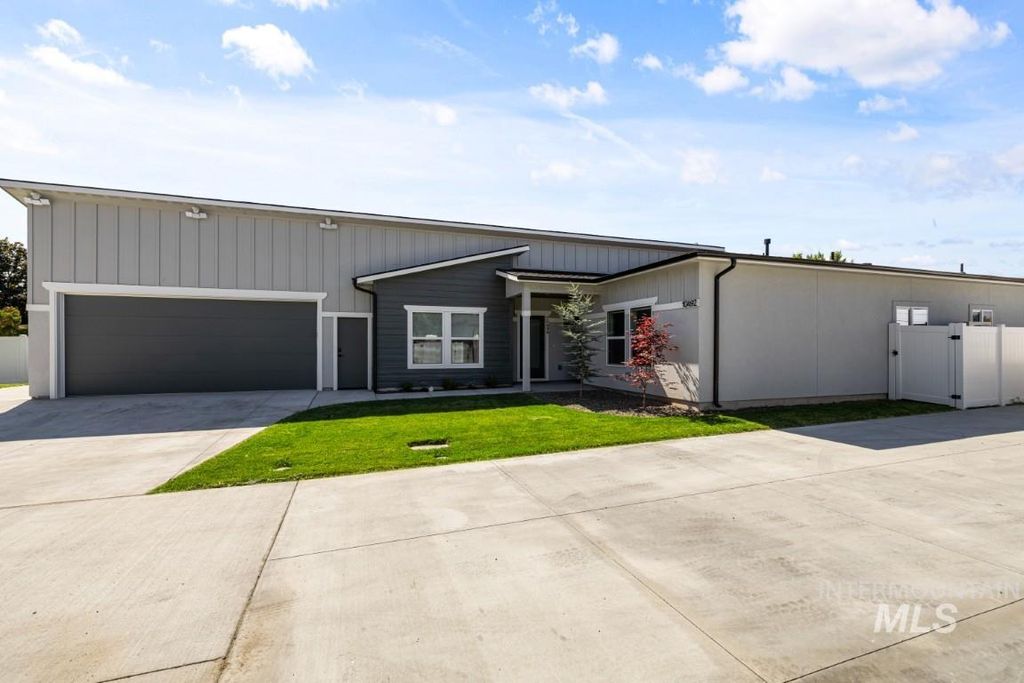 10494 W Shields Ave, Boise, ID 83714 photo 4