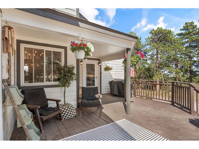 1850 Montcalm Dr, Livermore, CO 80536
