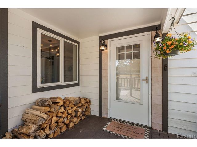 1850 Montcalm Dr, Livermore, CO 80536