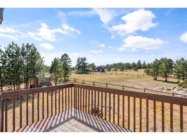 1850 Montcalm Dr, Livermore, CO 80536