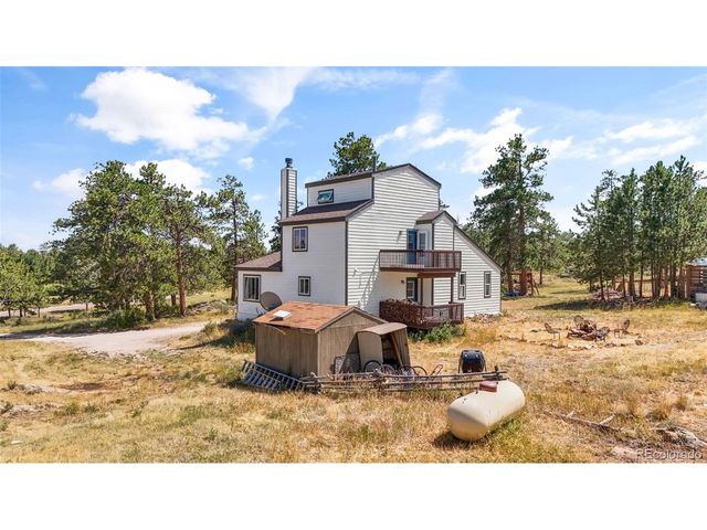 1850 Montcalm Dr, Livermore, CO 80536