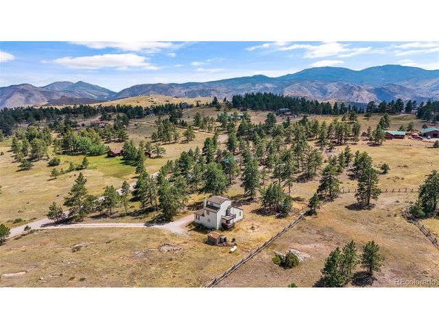 1850 Montcalm Dr, Livermore, CO 80536