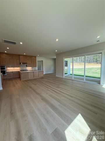 4237 Pinekirk Drive 367, Charlotte, NC 28269