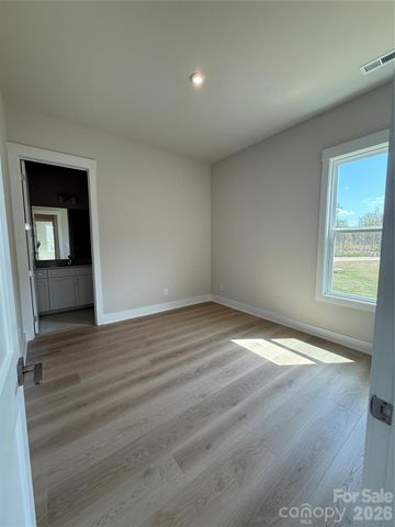 4237 Pinekirk Drive 367, Charlotte, NC 28269