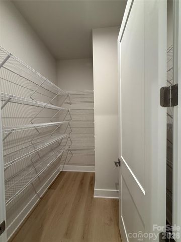 4237 Pinekirk Drive 367, Charlotte, NC 28269