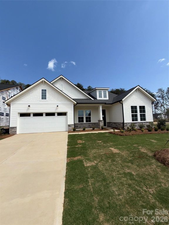 4237 Pinekirk Drive 367, Charlotte, NC 28269