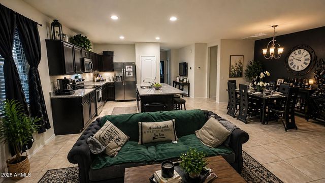 37816 W AMALFI Avenue, Maricopa, AZ 85138