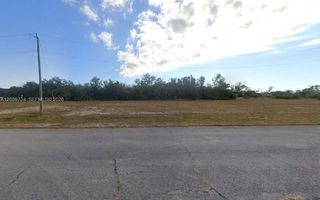 1915 NW 41st Avenue, Cape Coral, FL 33993