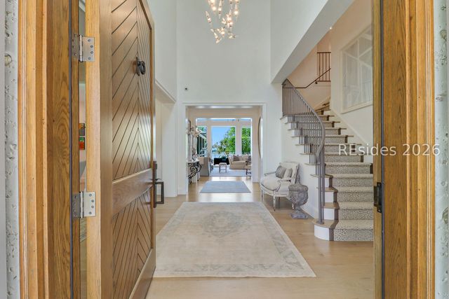 59 N Calibogue Cay Rd, Hilton Head Island, SC 29928