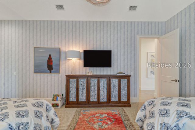59 N Calibogue Cay Rd, Hilton Head Island, SC 29928