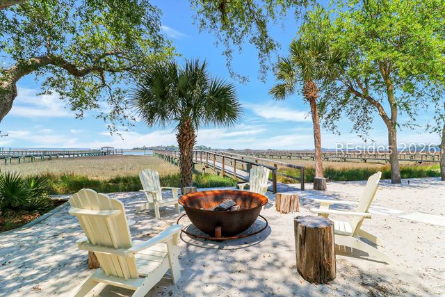 59 N Calibogue Cay Rd, Hilton Head Island, SC 29928