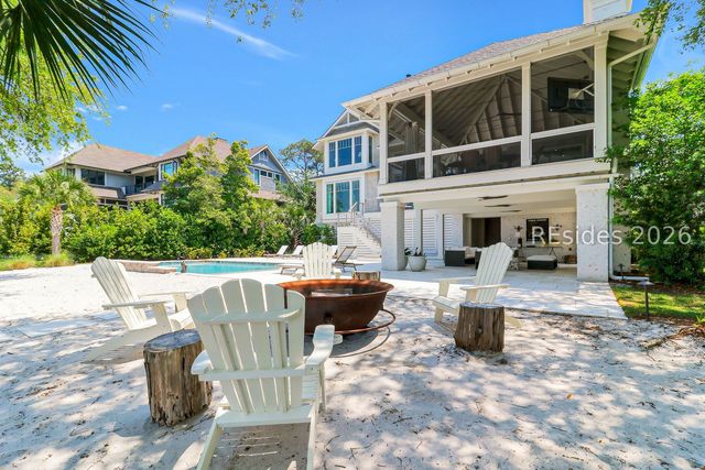59 N Calibogue Cay Rd, Hilton Head Island, SC 29928