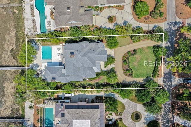 59 N Calibogue Cay Rd, Hilton Head Island, SC 29928