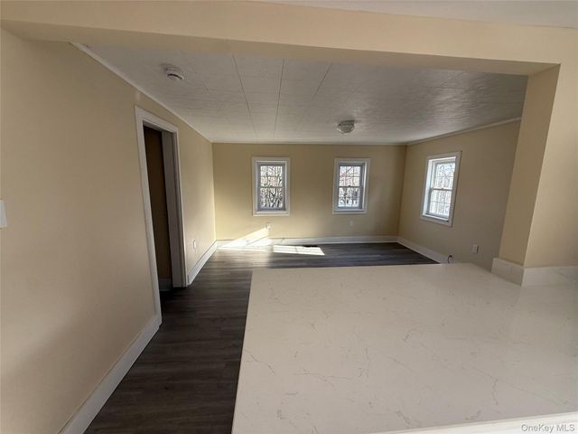 647 County Route 78, Middletown, NY 10940