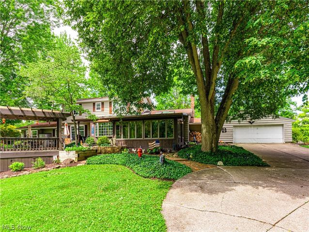 4140 W Bath Road, Akron, OH 44333
