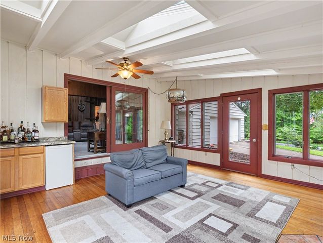 4140 W Bath Road, Akron, OH 44333