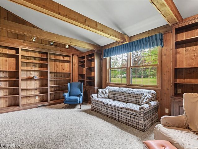 4140 W Bath Road, Akron, OH 44333