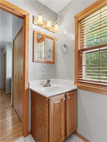 4140 W Bath Road, Akron, OH 44333