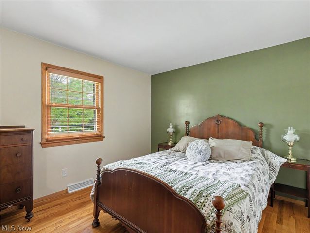 4140 W Bath Road, Akron, OH 44333