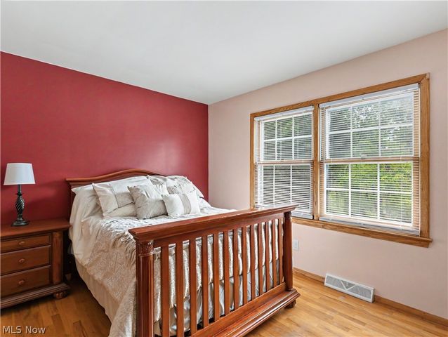 4140 W Bath Road, Akron, OH 44333
