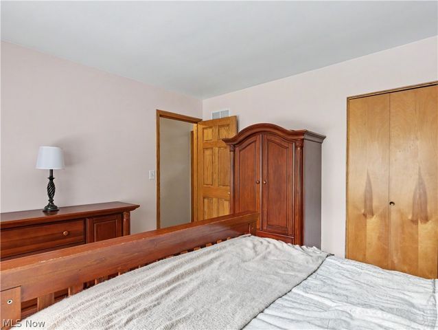 4140 W Bath Road, Akron, OH 44333
