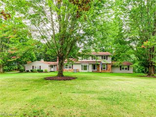 4140 W Bath Road, Akron, OH 44333