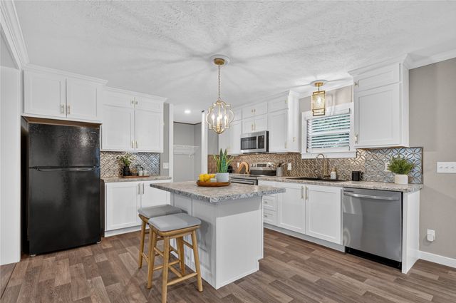 451 Shady Oaks Lane, Little Elm, TX 75068