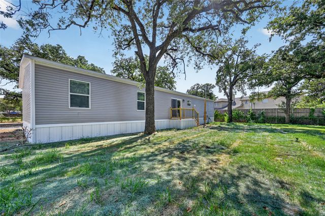 451 Shady Oaks Lane, Little Elm, TX 75068