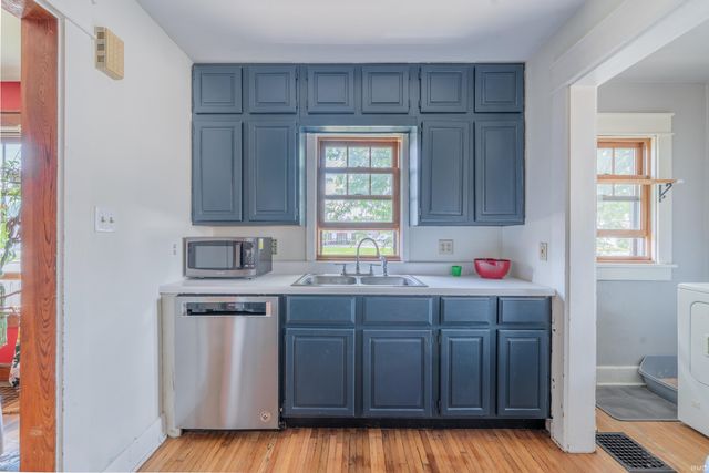 105 E 1st Street, Bloomington, IN 47401