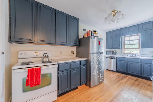 105 E 1st Street, Bloomington, IN 47401