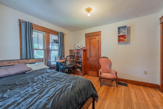 105 E 1st Street, Bloomington, IN 47401
